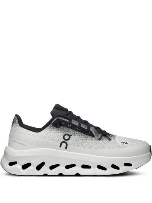 ON RUNNING Cloudtilt 'Black/Ivory' Sneaker