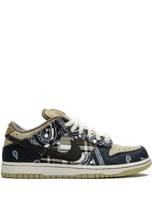 Nike
x Travis Scott SB Dunk Low QS Special Box sneakers