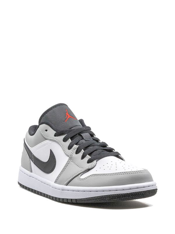 Jordan
Air Jordan 1 Low "Smoke Grey" sneakers